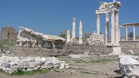 pergamum throne of satan|where is satan's throne today.